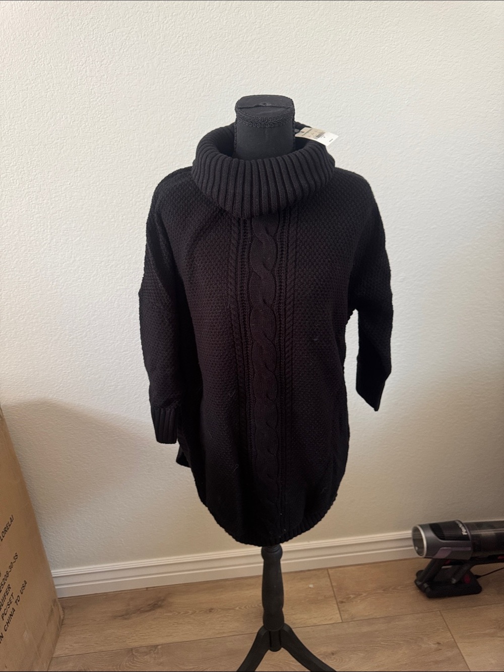 Express Black Cable Knit Turtleneck Sweater